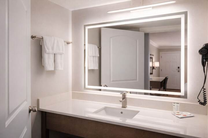 Room 9 of 20