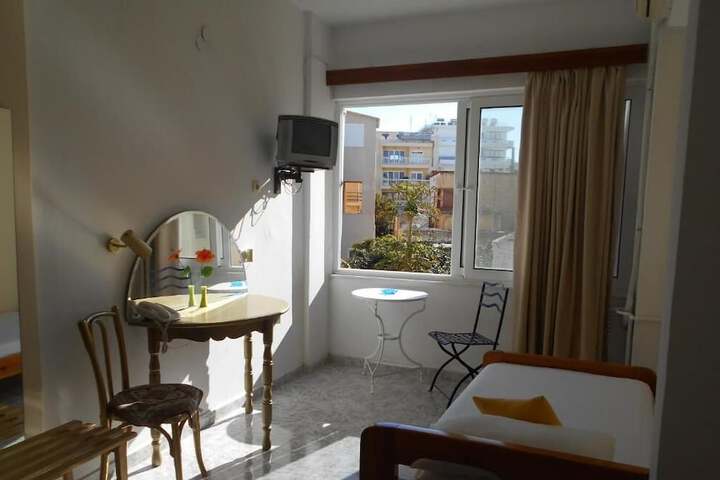 Room 28 of 55