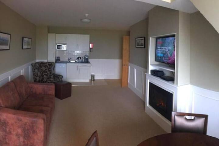 Room 17 of 49