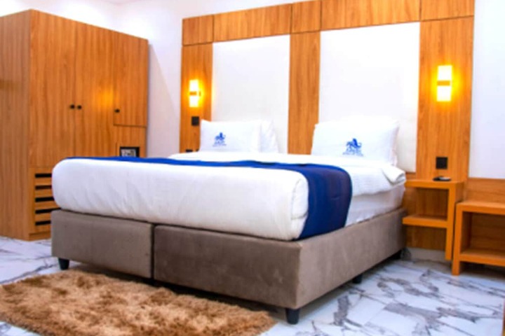 Room 5 of 26