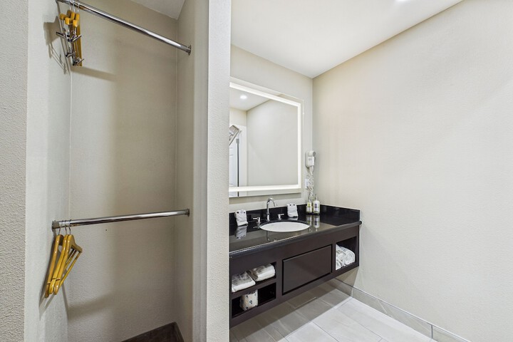Room 41 of 52