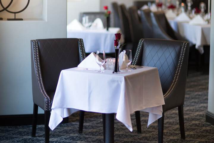 Dining 84 of 149