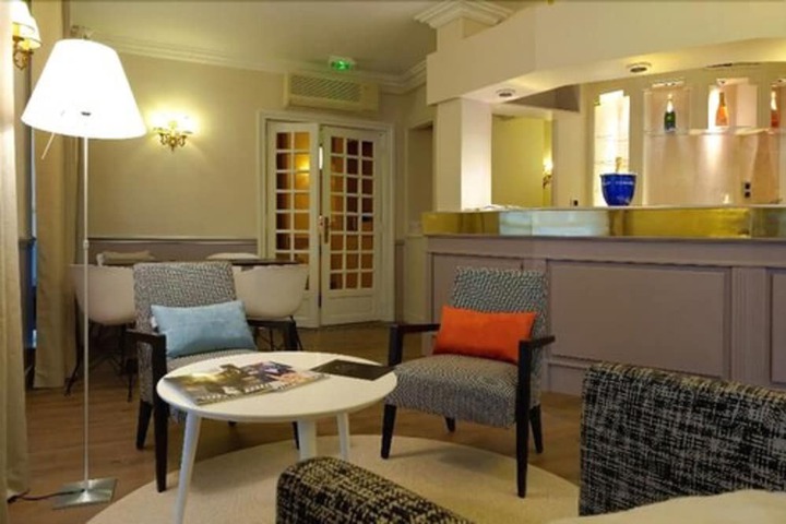 Hotel Interior 7 of 102