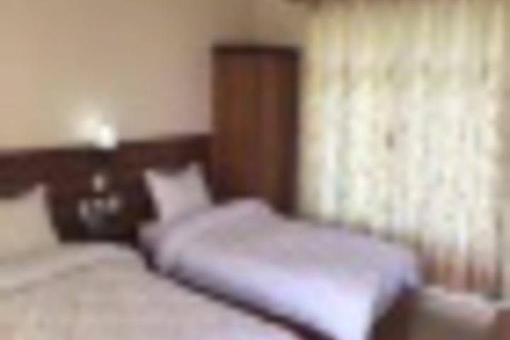 Room 87 of 120