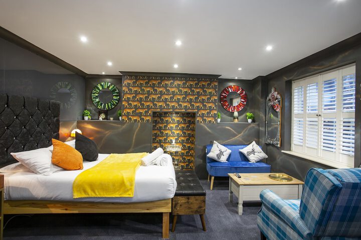 Room 55 of 344