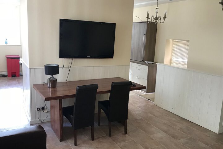 Room 7 of 14
