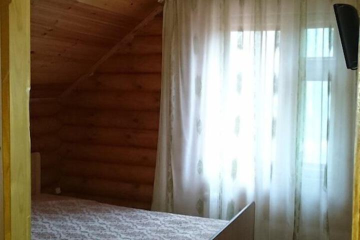 Room 5 of 24