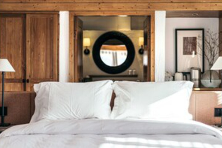 Room 74 of 111