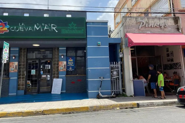 Exterior of Centric 3B / 1Bath near trendy Loiza Street