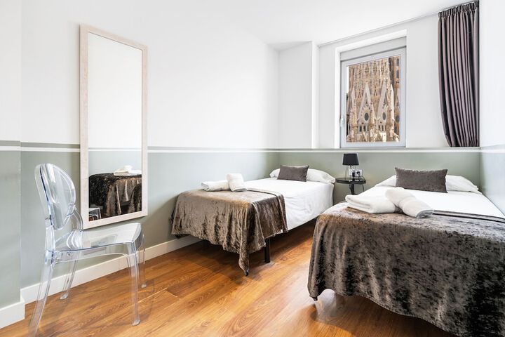 Room 15 of 62