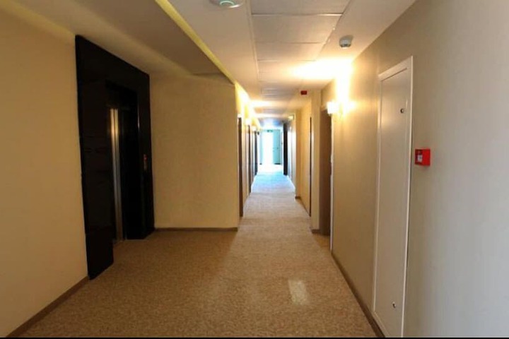 Ballroom/Hall 14 of 15