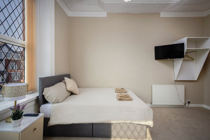 Room 27 of 59