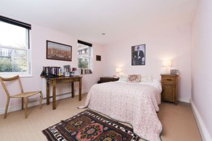 Room 8 of 23