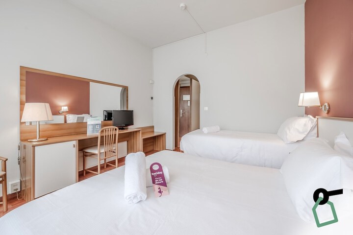 Room 20 of 51