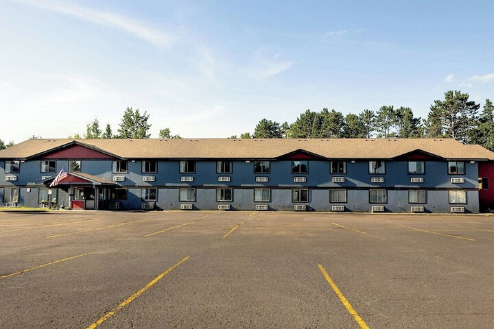 Hotel Entry