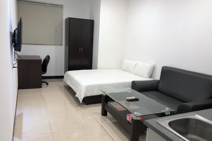 Room 9 of 56
