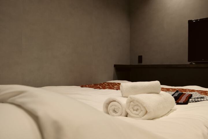 Room 19 of 146