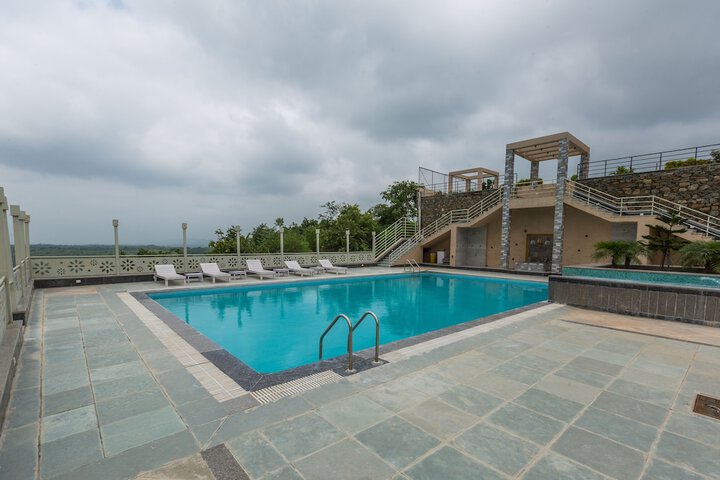 Pool 23 of 46