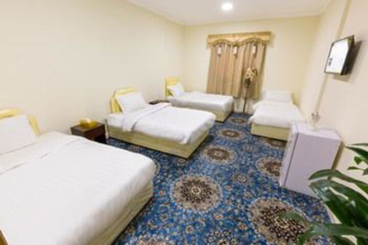 Room 5 of 21