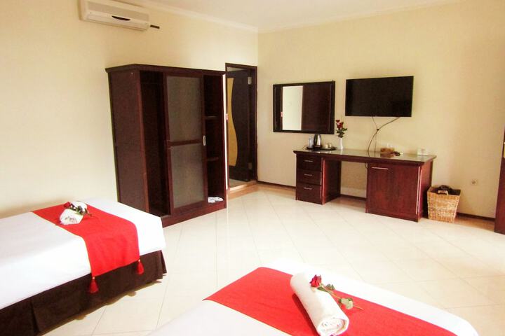 Room 3 of 31