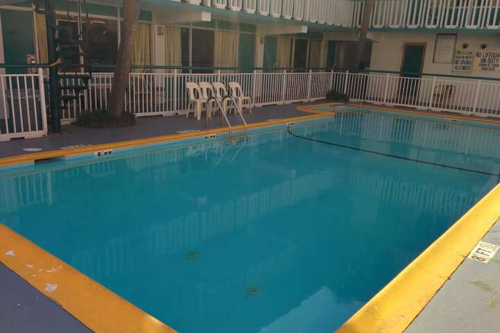 Hotel with Pool