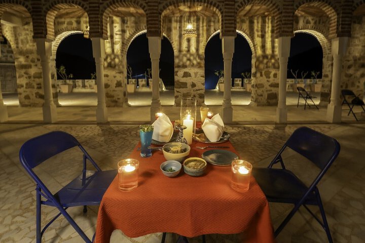 Dining 38 of 71
