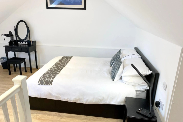 Room 5 of 21