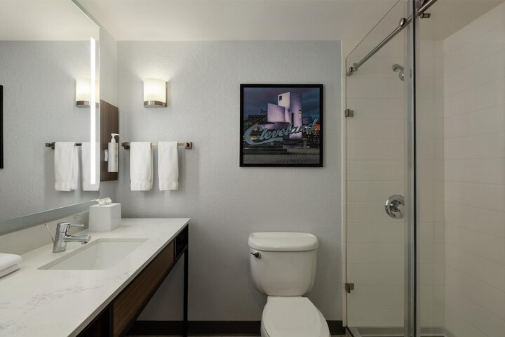 Bathroom shower