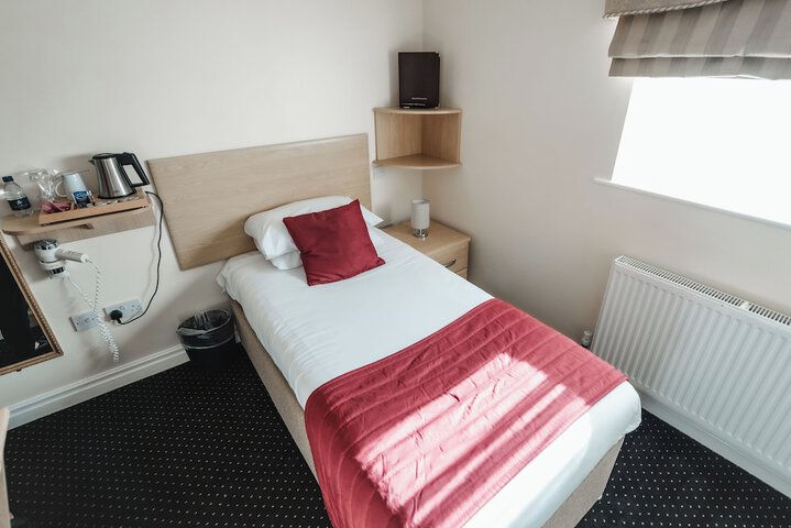 Room 21 of 48