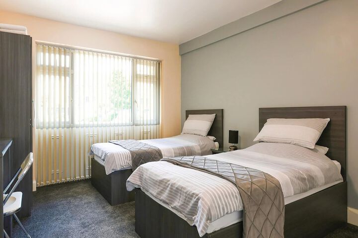 Standard Twin Room