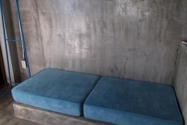 Room 34 of 43