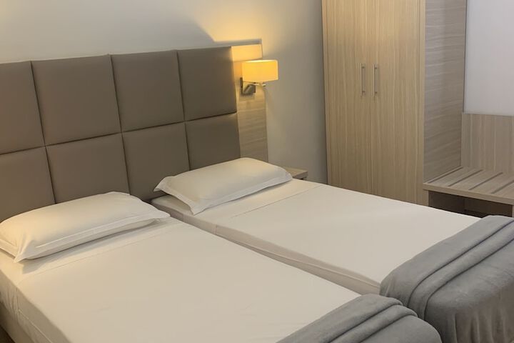 Room 26 of 50
