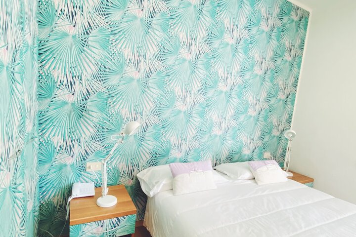 Room 18 of 61
