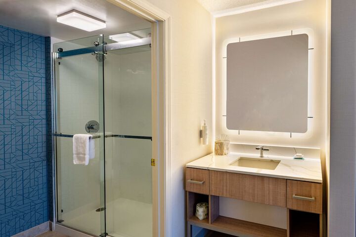 Bathroom shower
