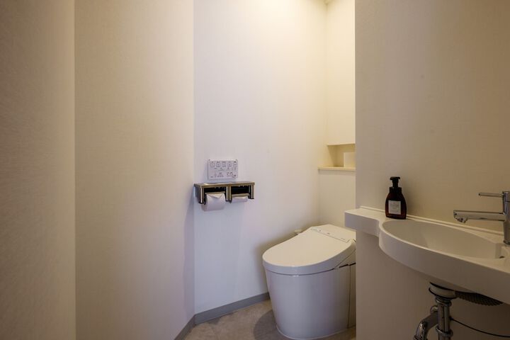 Room 13 of 40