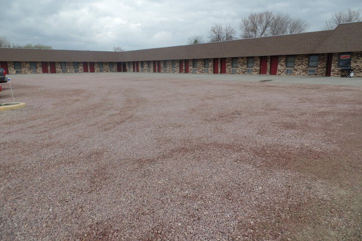 Property Grounds 30 of 32