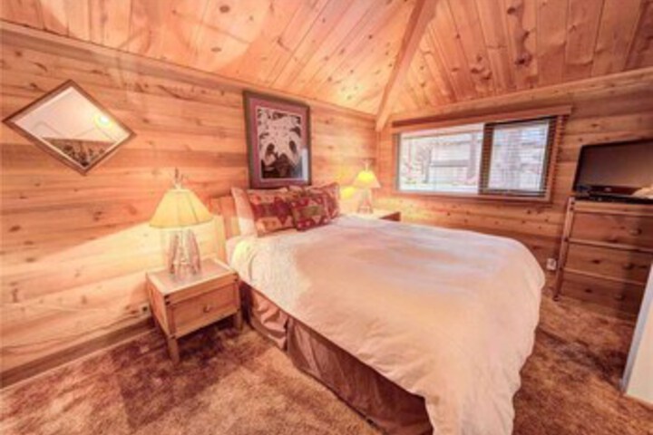 Room 14 of 14