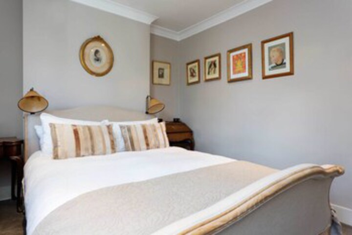 Room 18 of 20