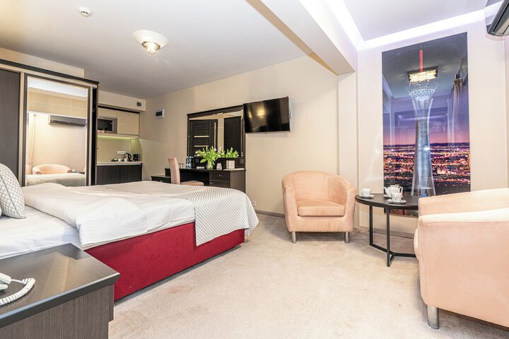 Room 44 of 88