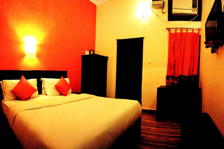 Room 36 of 65