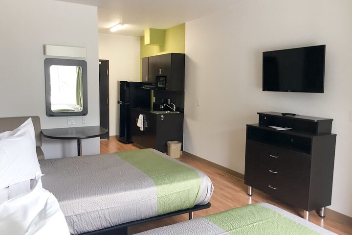 Room 10 of 36