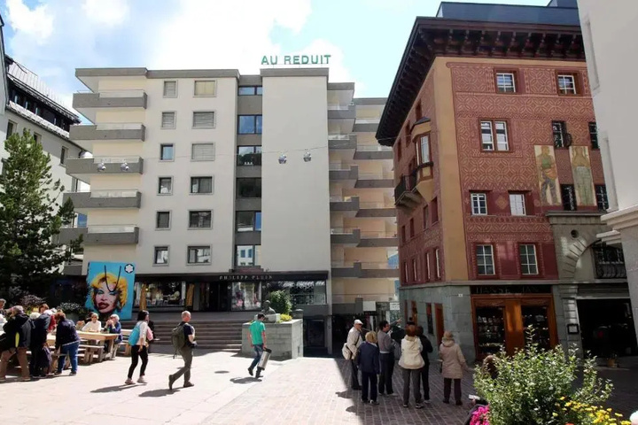 Image of Au Reduit 201