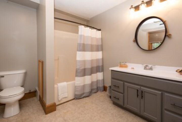 Room 5 of 47
