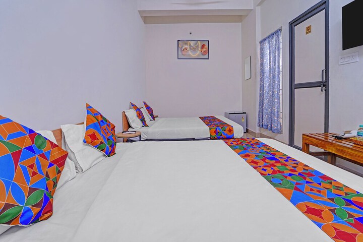 Room 15 of 26