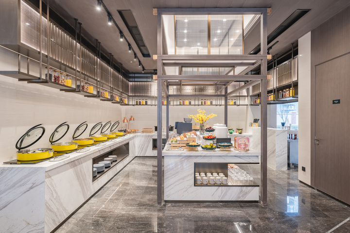 Atour Hotel (Shanghai New International Expo Center Yanggao South Road Metro Station）