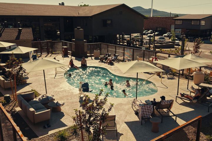 Pool 19 of 64