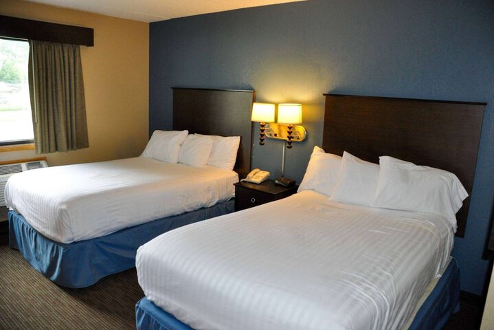 2 Double Beds Accessible Room (7 of 7)