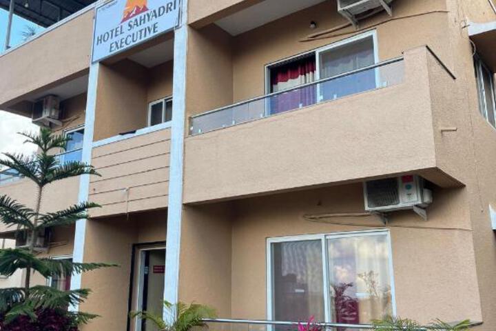 Hotel Sahyadri Executive