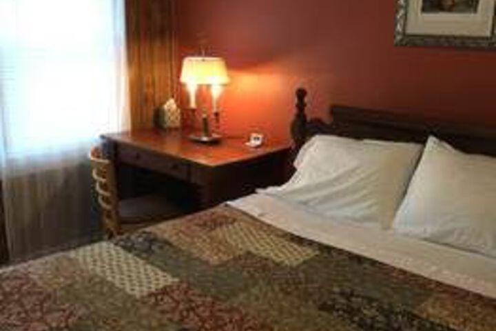 Room 15 of 24
