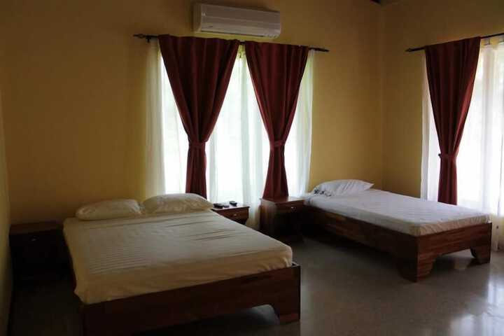 Room 5 of 14